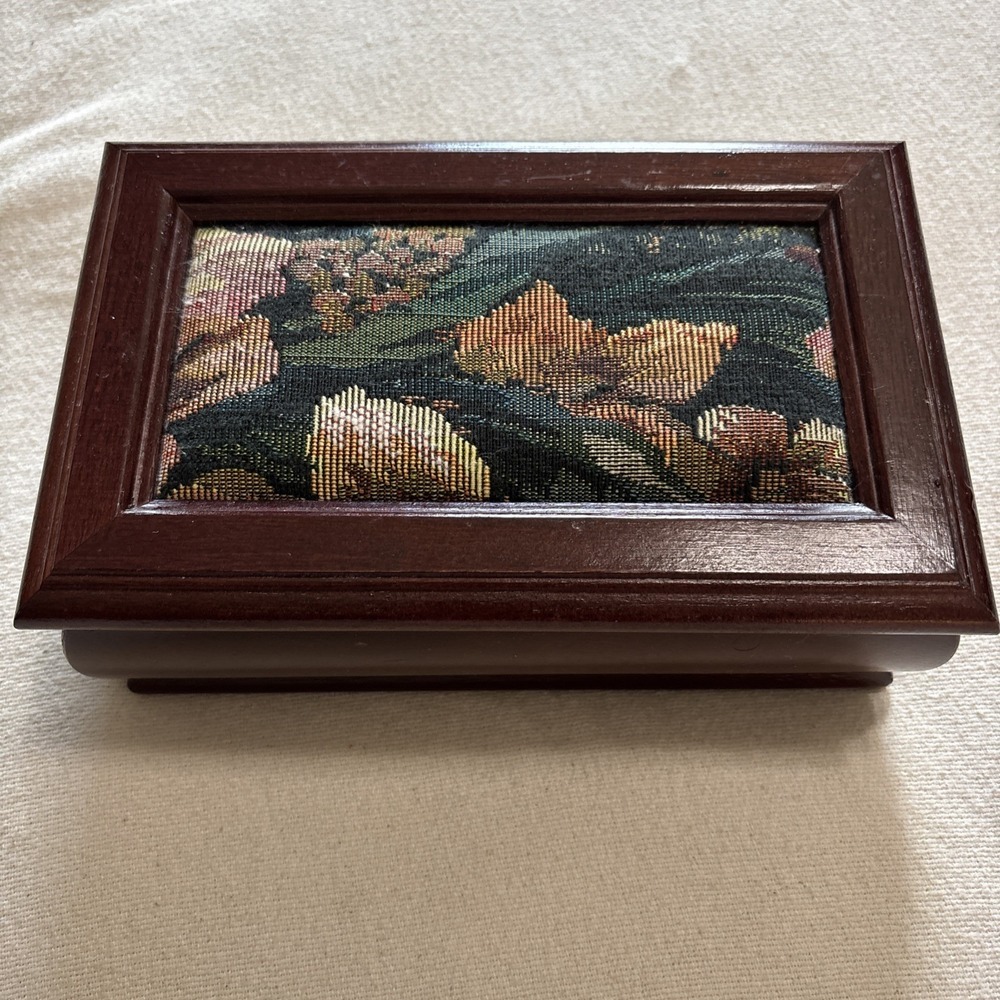 Vintage Wood Floral Tapestry Jewelry Box with Removeable Tray‎ Mirror 8x3.5x5"